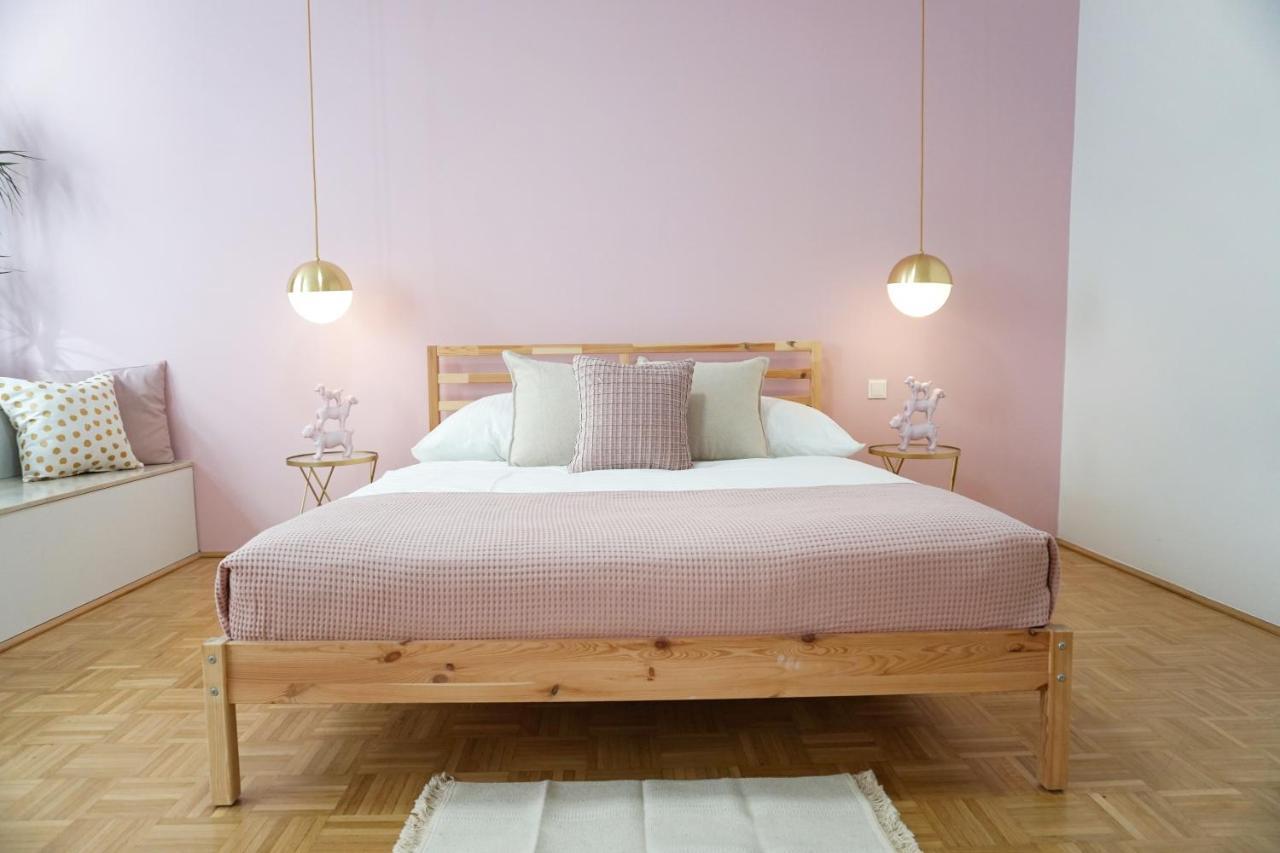 Vibrant Design Apartments - Full Kitchen - Wi-Fi - 18 Mins To City Centre Wien Ngoại thất bức ảnh