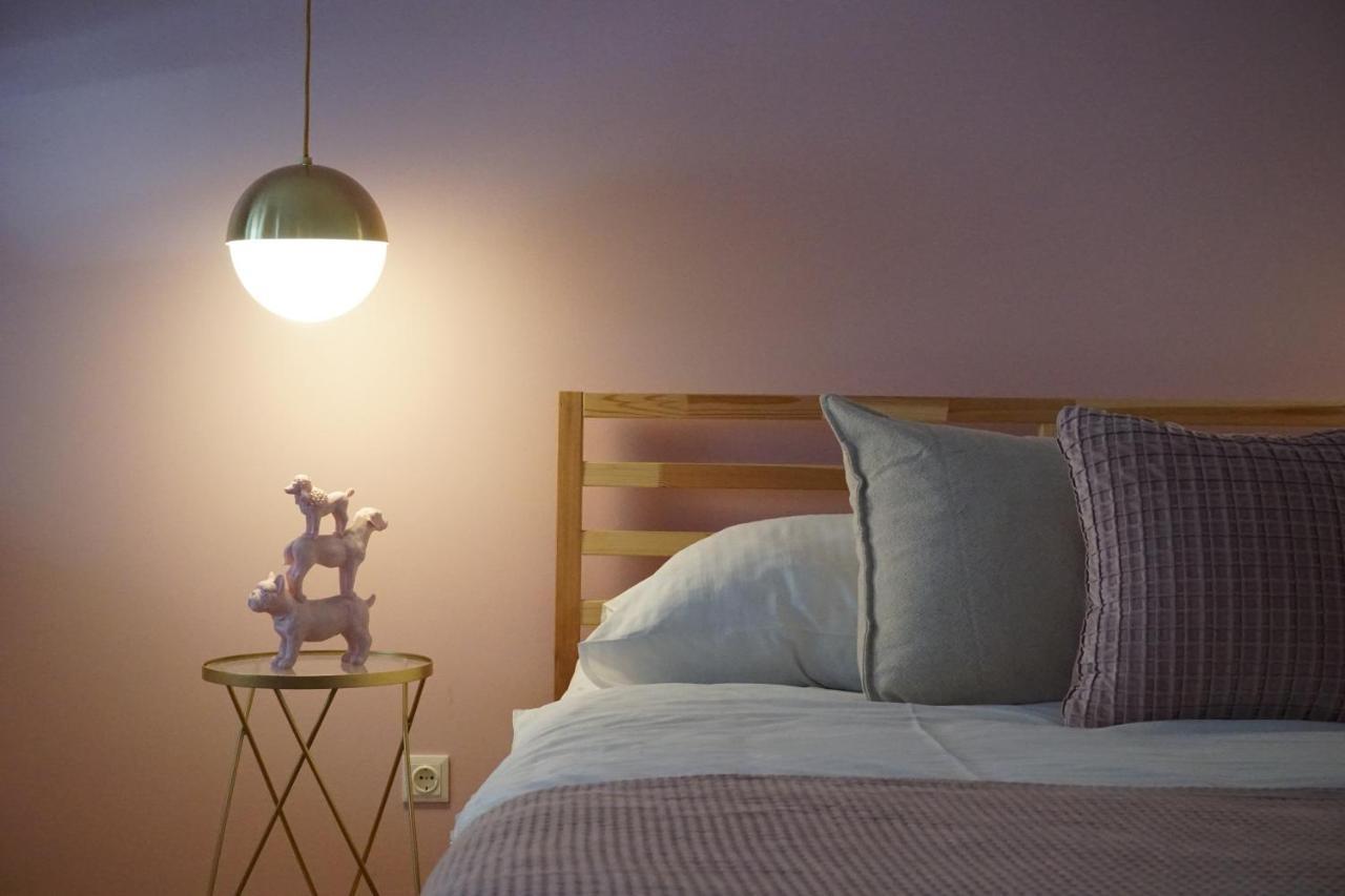 Vibrant Design Apartments - Full Kitchen - Wi-Fi - 18 Mins To City Centre Wien Ngoại thất bức ảnh